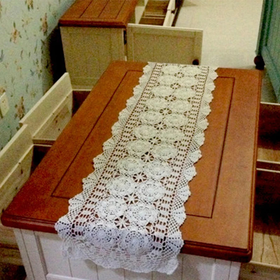 Handmade Cotton Crocheted Tablecloth Lace Doilies Flower Table Runner For Home Coffee Shop Table Decoration 1PCS/Lot