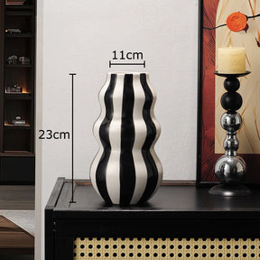 Vaso de Cerâmica com Listras Coloridas - Decoração Moderna