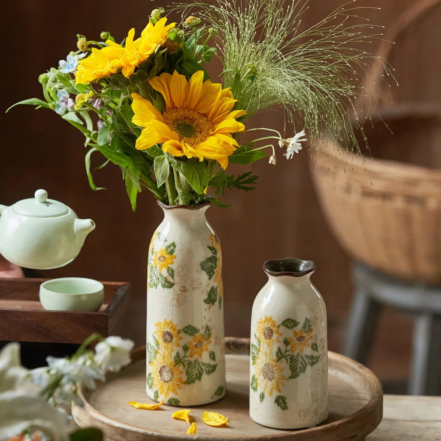 Vasos de Cerâmica Vintage com Pintura Manual de Girassol, Esmalte Craquelado e Borda Ondulada, para Decoração de Mesa Doméstica e Centro de Mesa de Casamento