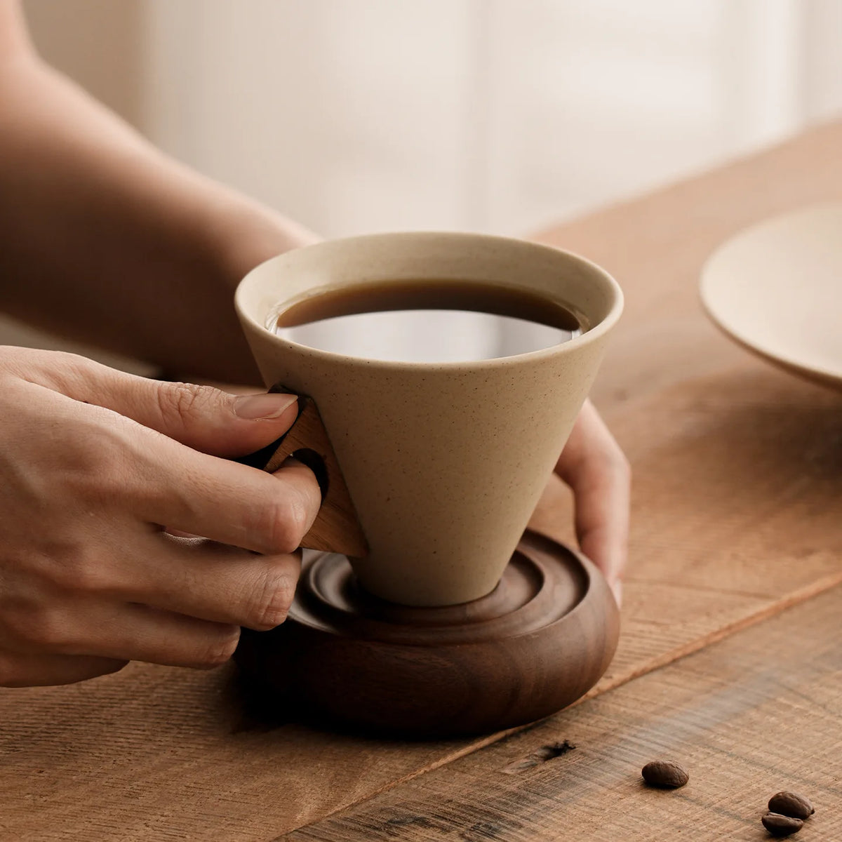 Copo de Chá e Café em Cerâmica Vintage em Forma de Cone Triangular, Caneca Japonesa de Cerâmica, Copo de Latte e Espresso de 180ml