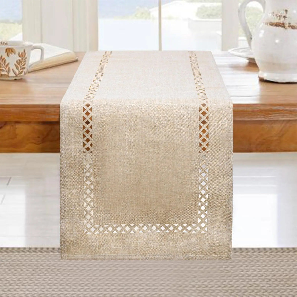 Modern Table Runner Linen Table Runner Washable Openwork Design Ideal for Holiday Party Decor,Dining Table,Restaurant, Christmas